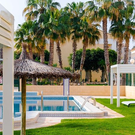 Nice House With Tennis Court,Sports And Playground Торрев'єха Екстер'єр фото